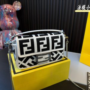 Replica Fendi Bag 10*20CM
