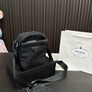 Replica Prada Bag 20*16CM