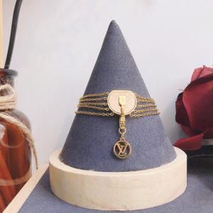 Replica LOUIS VUITTON Bracelet