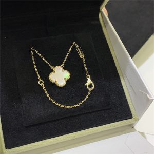 Replica VanCleef Arpels Necklace