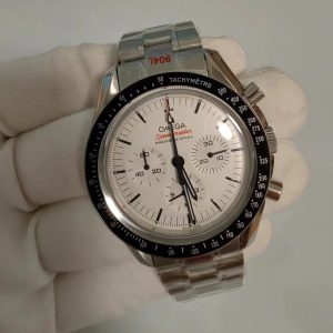 Replica OMEGA Speedmaster 904l Stainless Steel Quartzl Watch 42MM